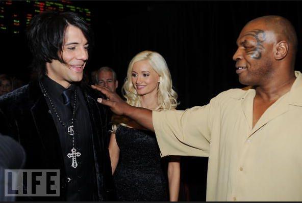 Holly Madisonattend the Gala Premiere of Chris Angel Believe by Cirque Du Soleil.jpg