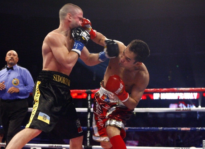 Donaire_Sidorenko_101204_004a[1].jpg