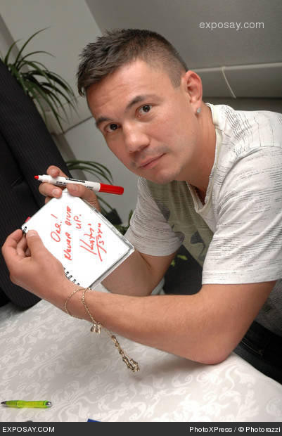 konstantin-tszyu-russian-boxer-konstantin-tszyu-was-awarded-with-the-russian-ord.jpg