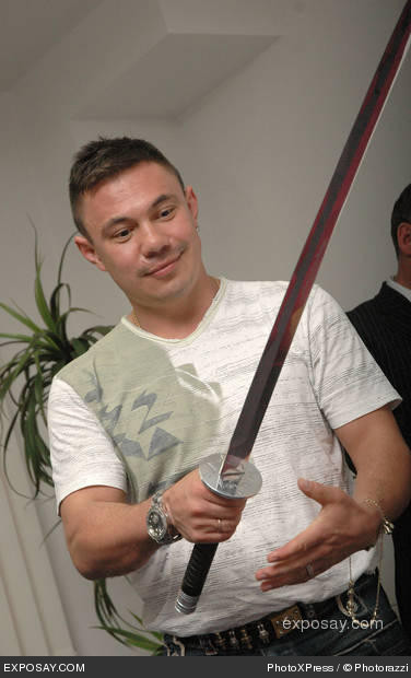 konstantin-tszyu-russian-boxer-konstantin-tszyu-was-awarded-with-the-russian-ord.jpg