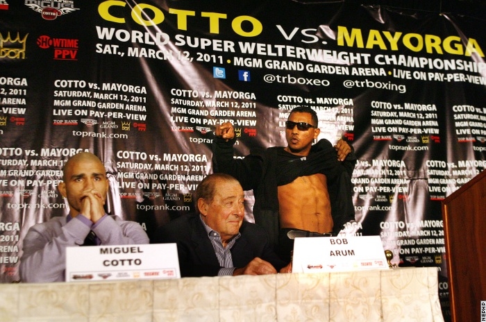 Cotto_Mayorga_LA_PC_110307_003a.jpg