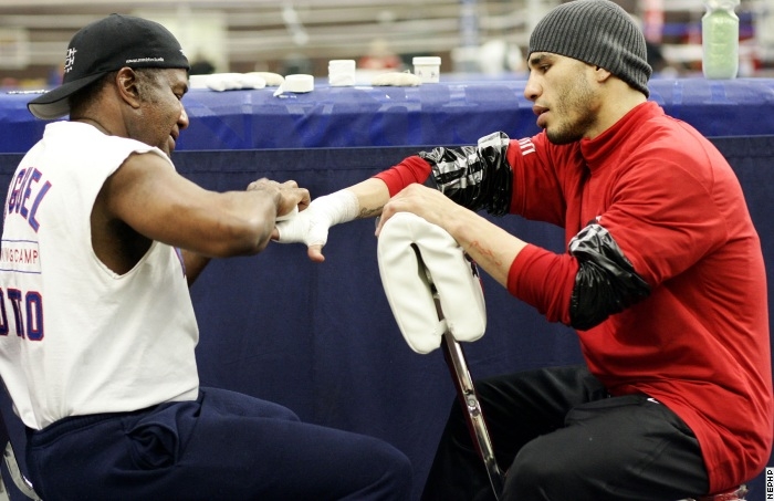 Cotto_workout_110308_002a.jpg