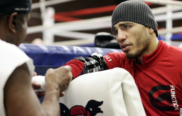 Cotto_workout_110308_003a.jpg