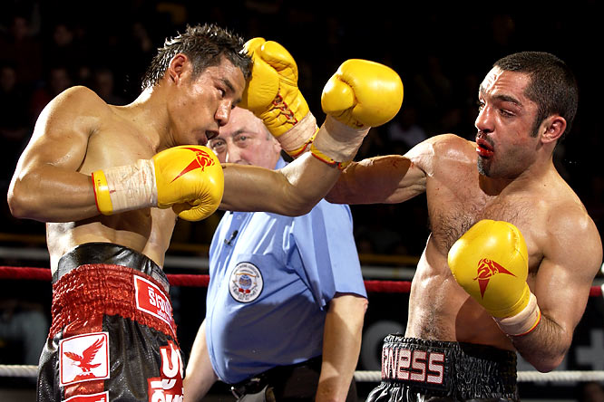 March 18, 2006 Somsak Sithchatchawal-Mahyar Monshipour.jpg
