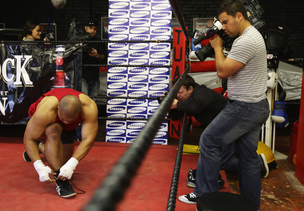 David Tua Training Session QbHWvSyH0kfl.jpg