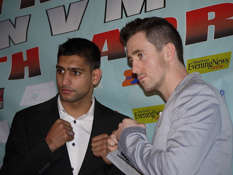 800px-Amir_Khan_Paul_McCloskey_press_conf_090211.jpg