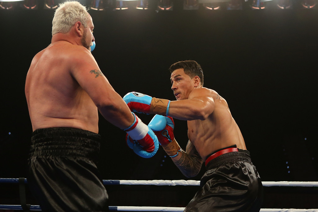 Sonny Bill Williams v Francois Botha bQLKdadPBxox.jpg