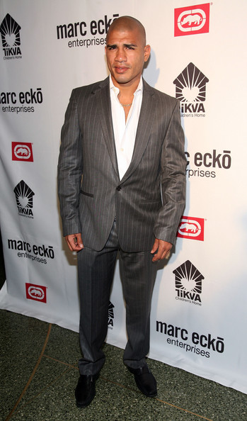 Miguel Cotto Marc Ecko Hosts Tikva Casino w7Nho3mBVTjl.jpg