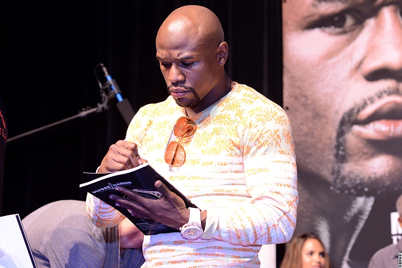 MayweatherMaidana2DCPC_Hoganphotos5.jpg