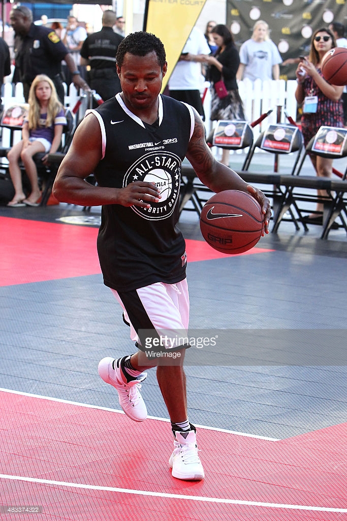 483374322-boxer-sugar-shane-mosley-attends-the-espnla-gettyimages.jpg