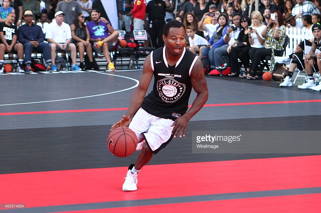 483374204-boxer-sugar-shane-mosley-attends-the-espnla-gettyimages.jpg