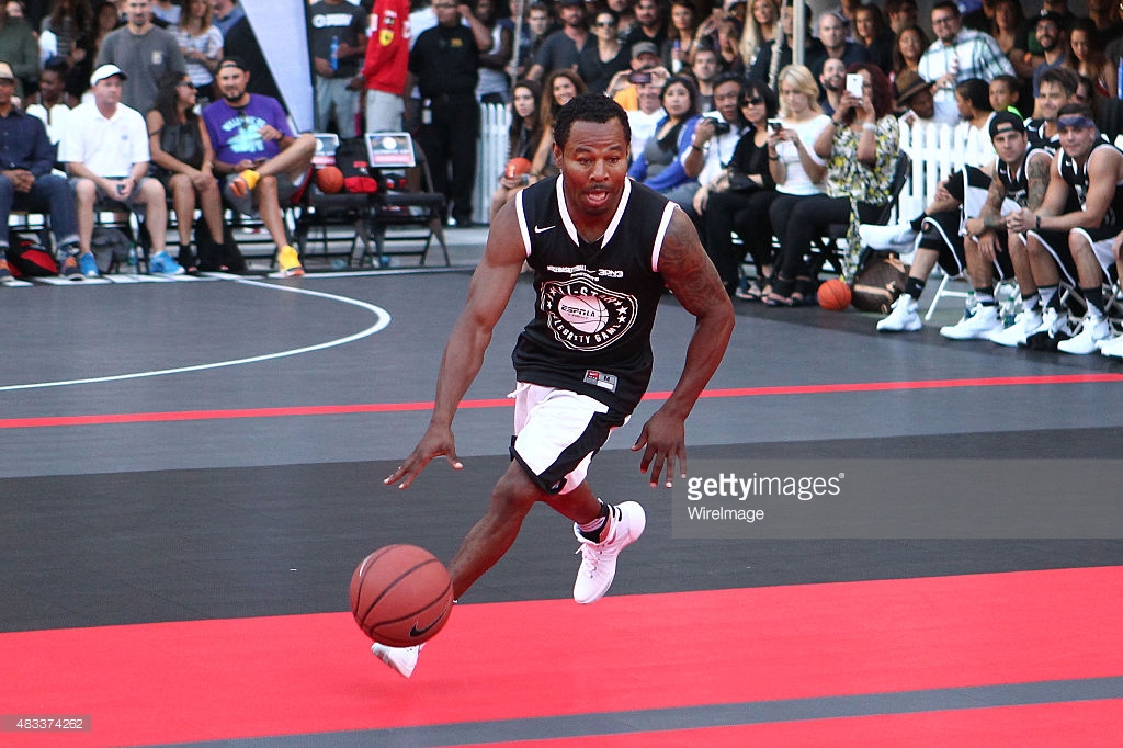 483374262-boxer-sugar-shane-mosley-attends-the-espnla-gettyimages.jpg