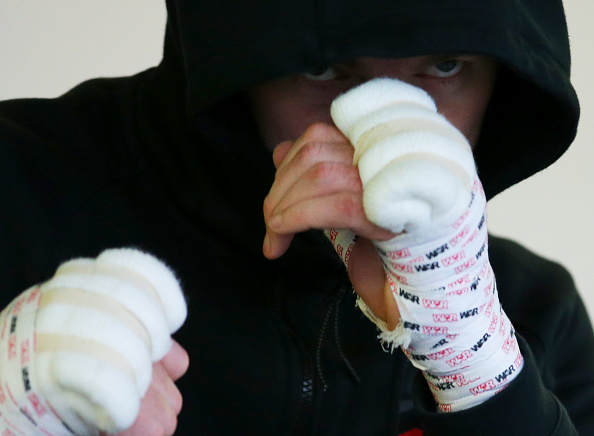 501437626-boxer-andy-lee-during-a-media-work-out-at-gettyimages.jpg