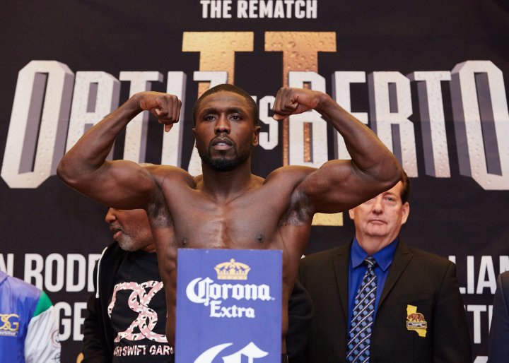 ortiz-berto-weigh-in (2).jpg