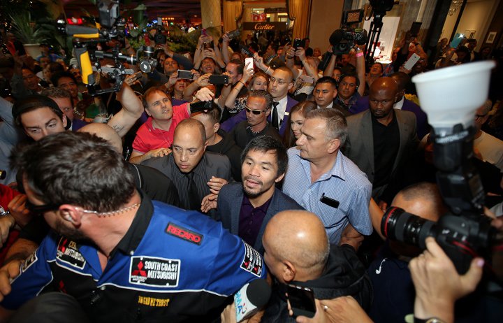 pacquiao-vargas-grand-arrival (10).jpg