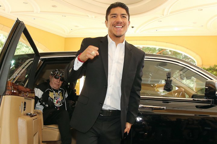 pacquiao-vargas-grand-arrival (18).jpg