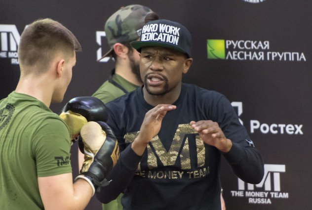 floyd-mayweather-russia (5).jpg