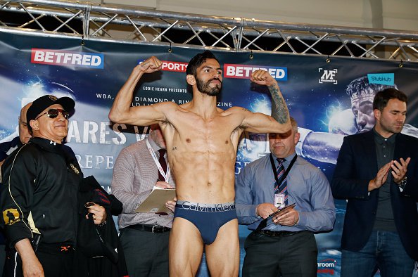 linares-crolla-rematch-weights (2).jpg