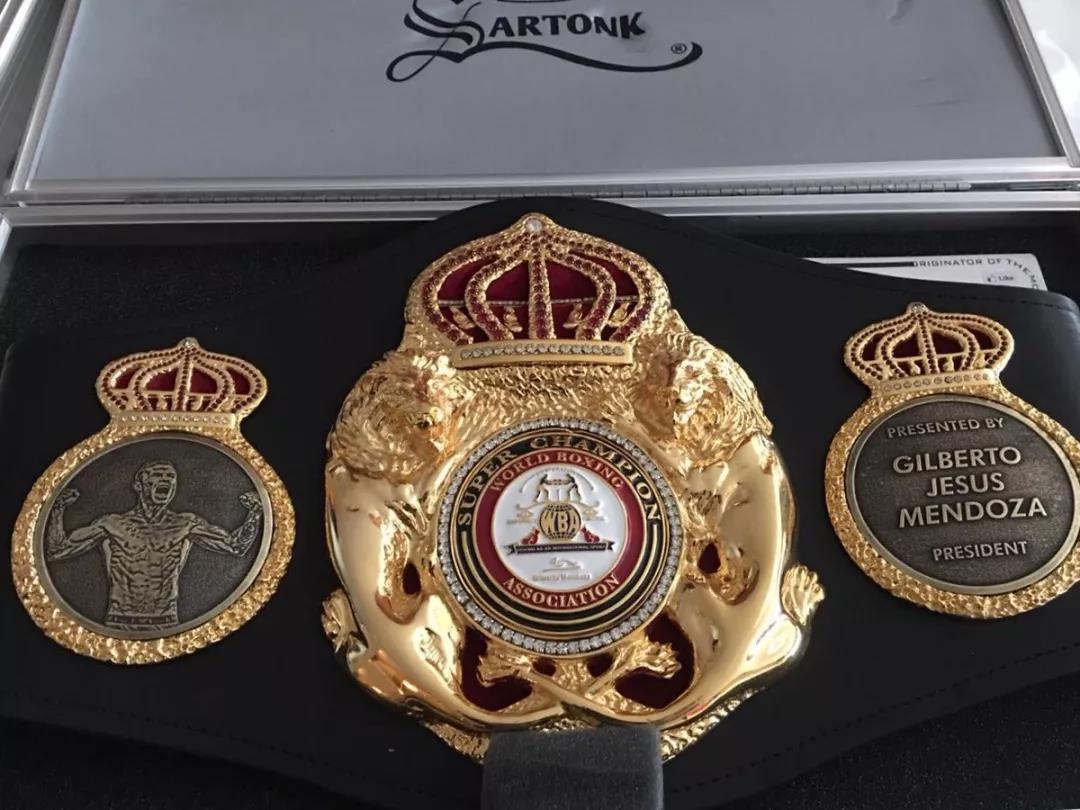 alvarez-kovalev (1)_1.jpg