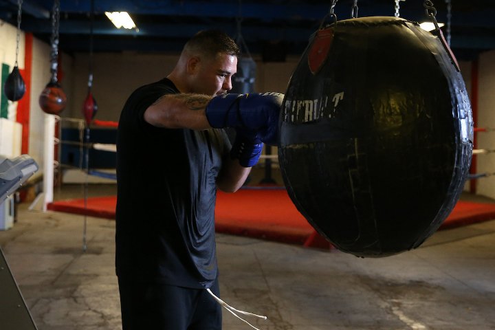 canelo-alvarez (5)_22.jpg