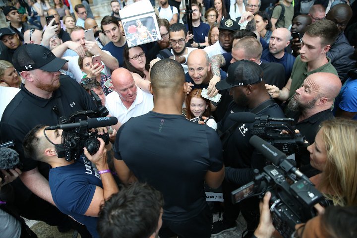 canelo-alvarez (1)_24.jpg