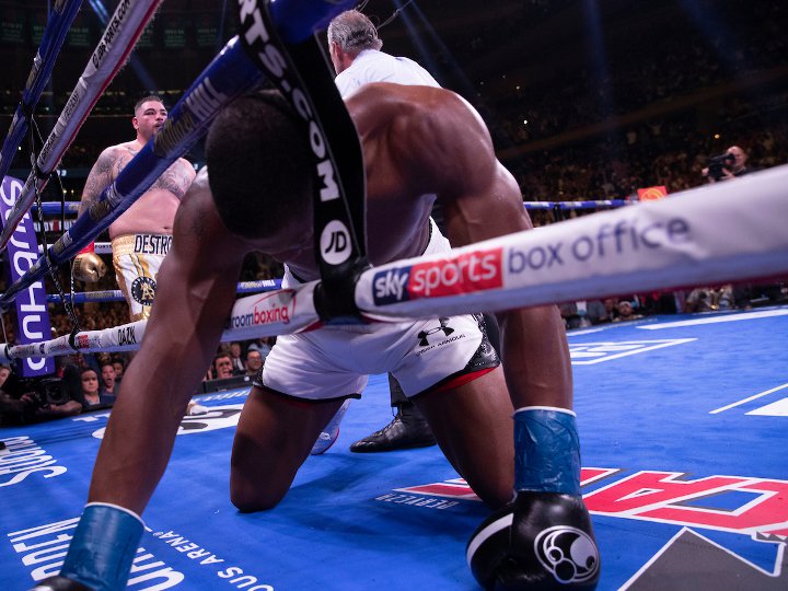 canelo-jacobs-fight (13).jpg