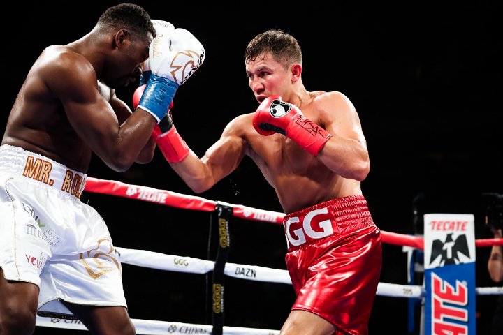 golovkin-rolls-fight (14).jpg