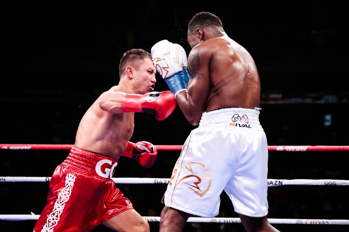golovkin-rolls-fight (25).jpg