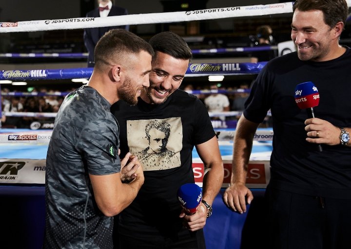 lomachenko-crolla (2)_3.jpg