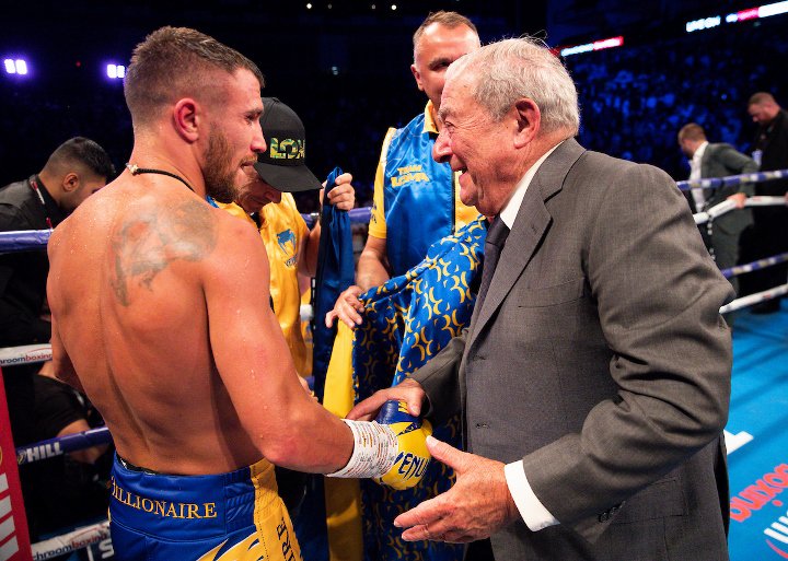 lomachenko-arum (2)_1.jpg