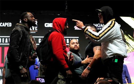 0_Deontay-Wilder-Tyson-Fury-Press-Conference (1).jpg