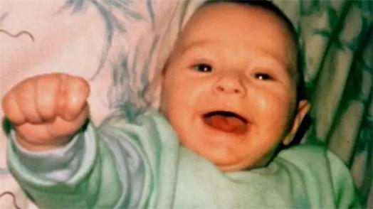 Tyson-Fury-Childhood-Photo.jpg.webp.jpg