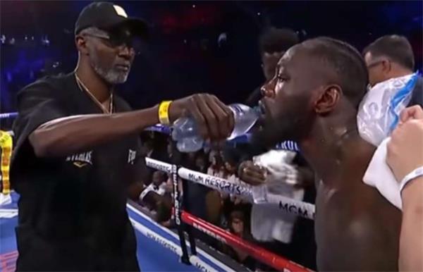 Deontay-Wilder-and-Mark-Breland-ad3d.jpg
