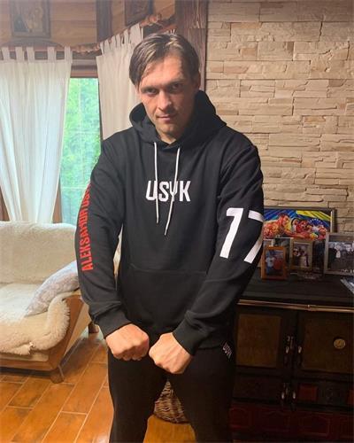 ZLm11vUum80.jpg