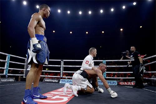 Eubank-Jr-vs-Yildirim.jpg
