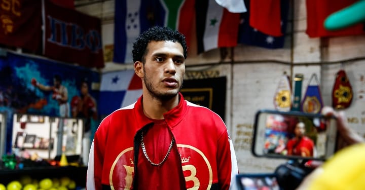 david-benavidez252028129_7-720x375.jpg