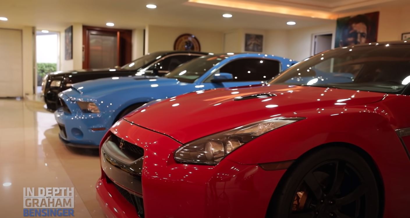 canelo-alvarez-giving-a-tour-of-his-car-collection-is-priceless-inspiring_4.jpg