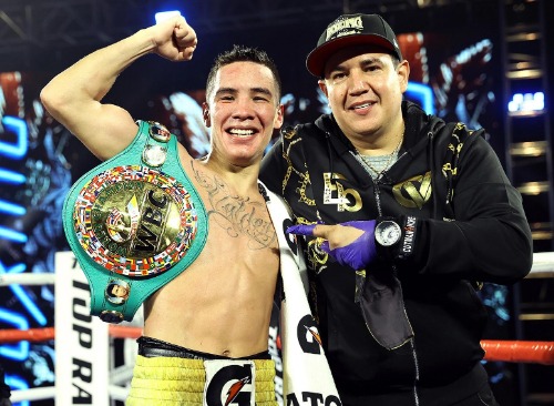 Oscar_Valdez_Eddy-Reynoso_victory.jpg