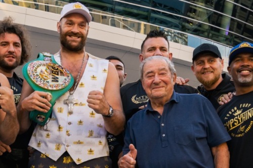 tyson-fury-hafey (1)_1633493662.jpg