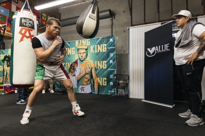 canelo-alvarez (8)_1634775289.jpg