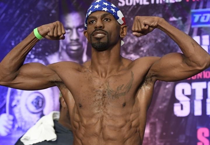 adrien-broner_1634852417.jpg