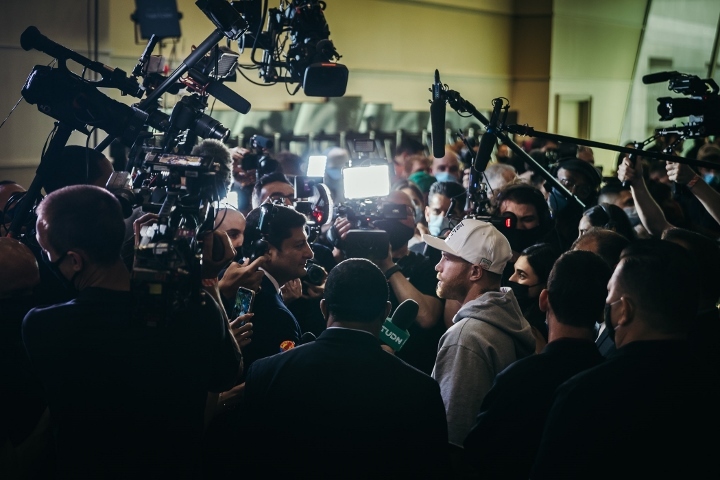 canelo-alvarez (25)_1635898732.jpg