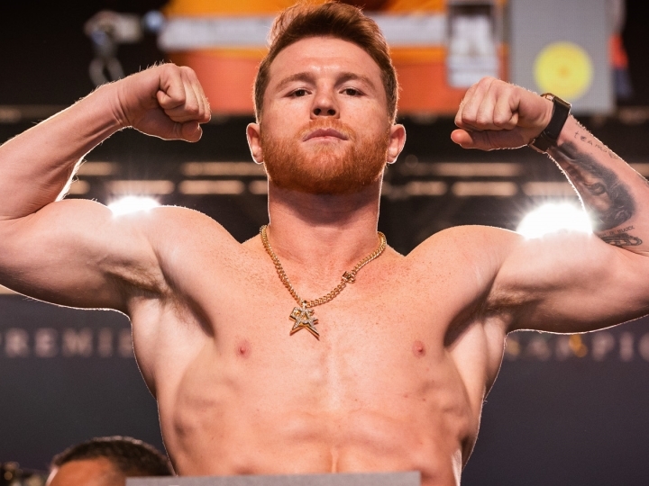 canelo-alvarez_1636158002.jpg