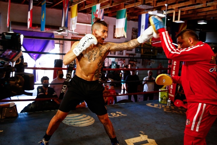 jose-benavidez (6)_1636601438.jpg
