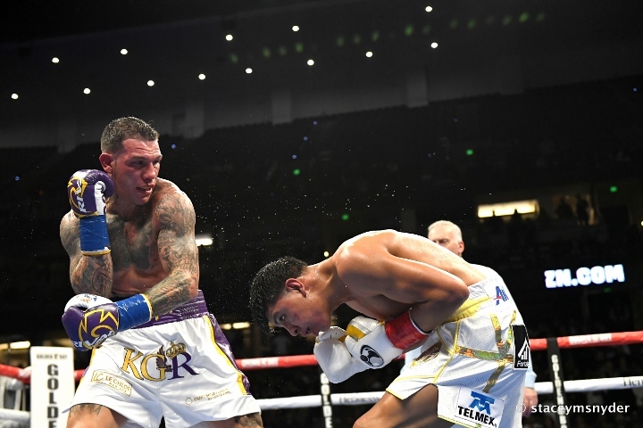 munguia-rosado-fight (33).jpg