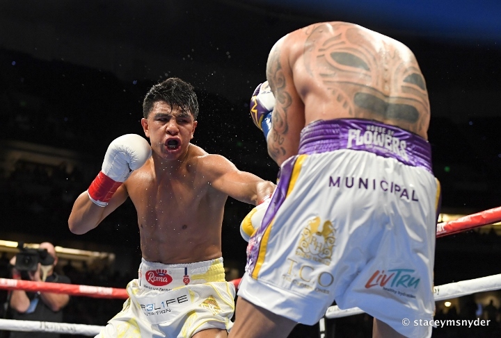 munguia-rosado-fight (26).jpg