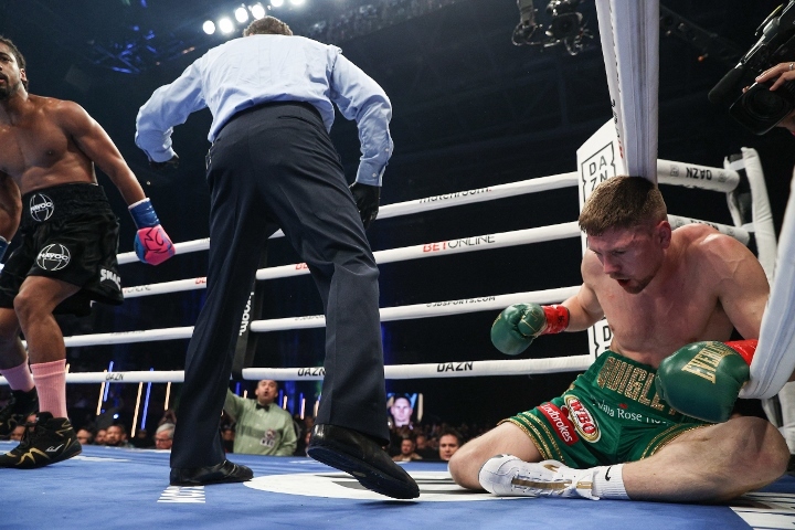 andrade-quigley-fight (14).jpg