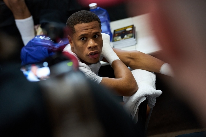 devin-haney (8)_1637806724.jpg