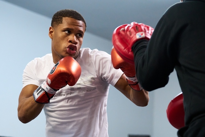 devin-haney (24)_1637806724.jpg