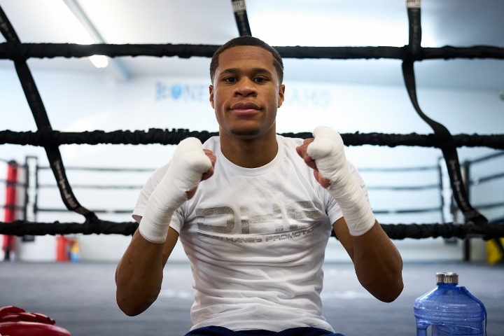 devin-haney (31)_1637806724.jpg